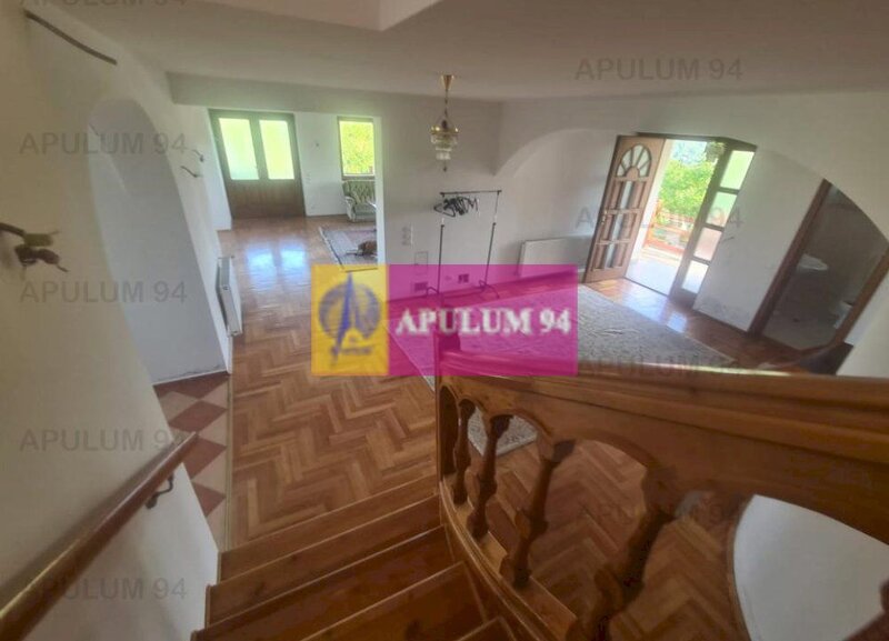 Vila de vanzare  in Breaza - Zona Breaza de Sus